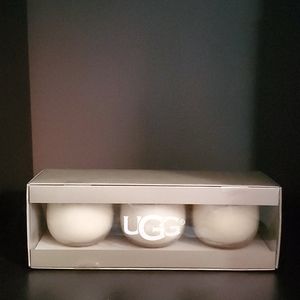 UGG VOTIVE CANDLE  SET  NEW!!